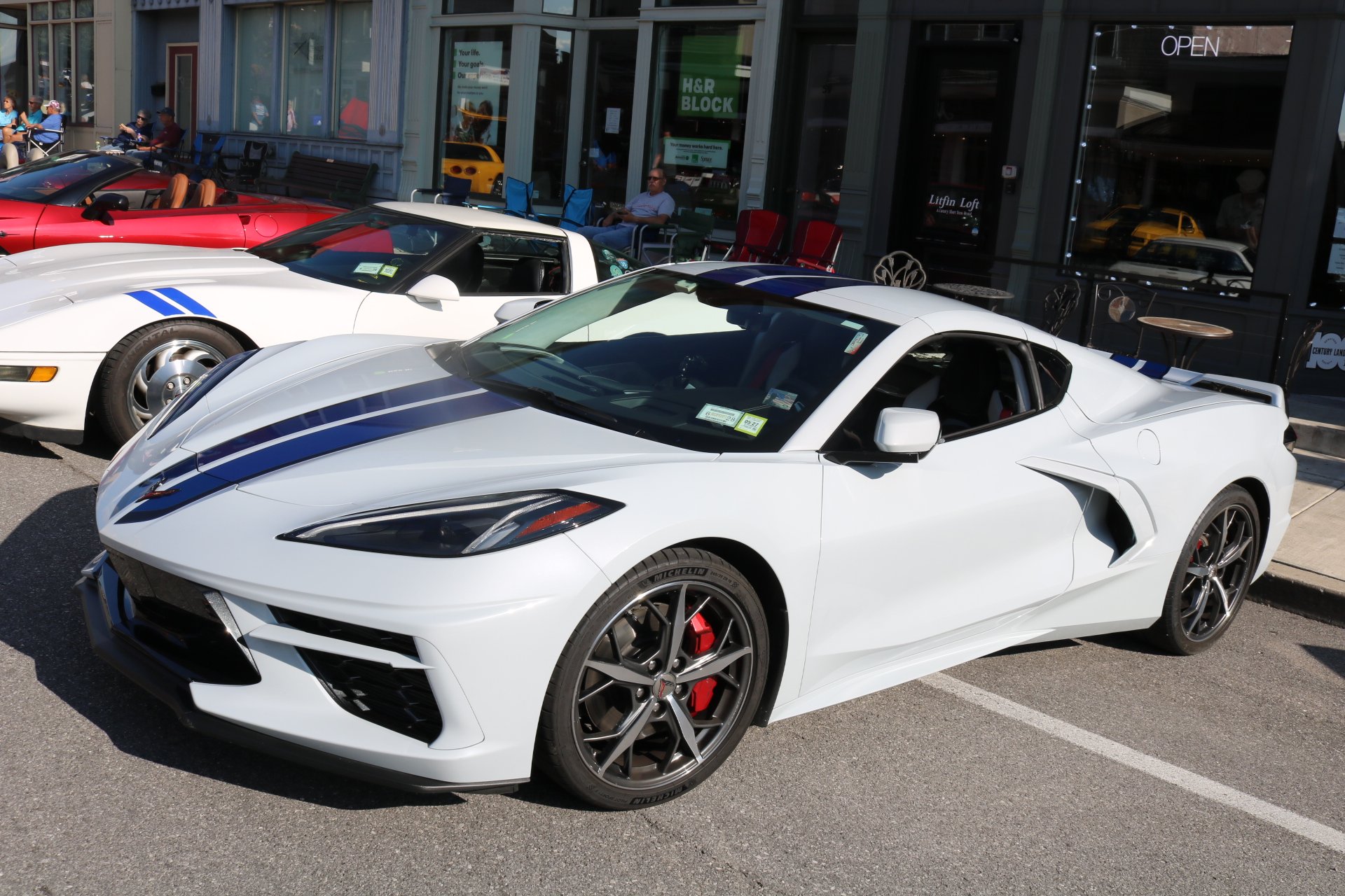 Akron Cruise Night - Corvette Night: Image 10