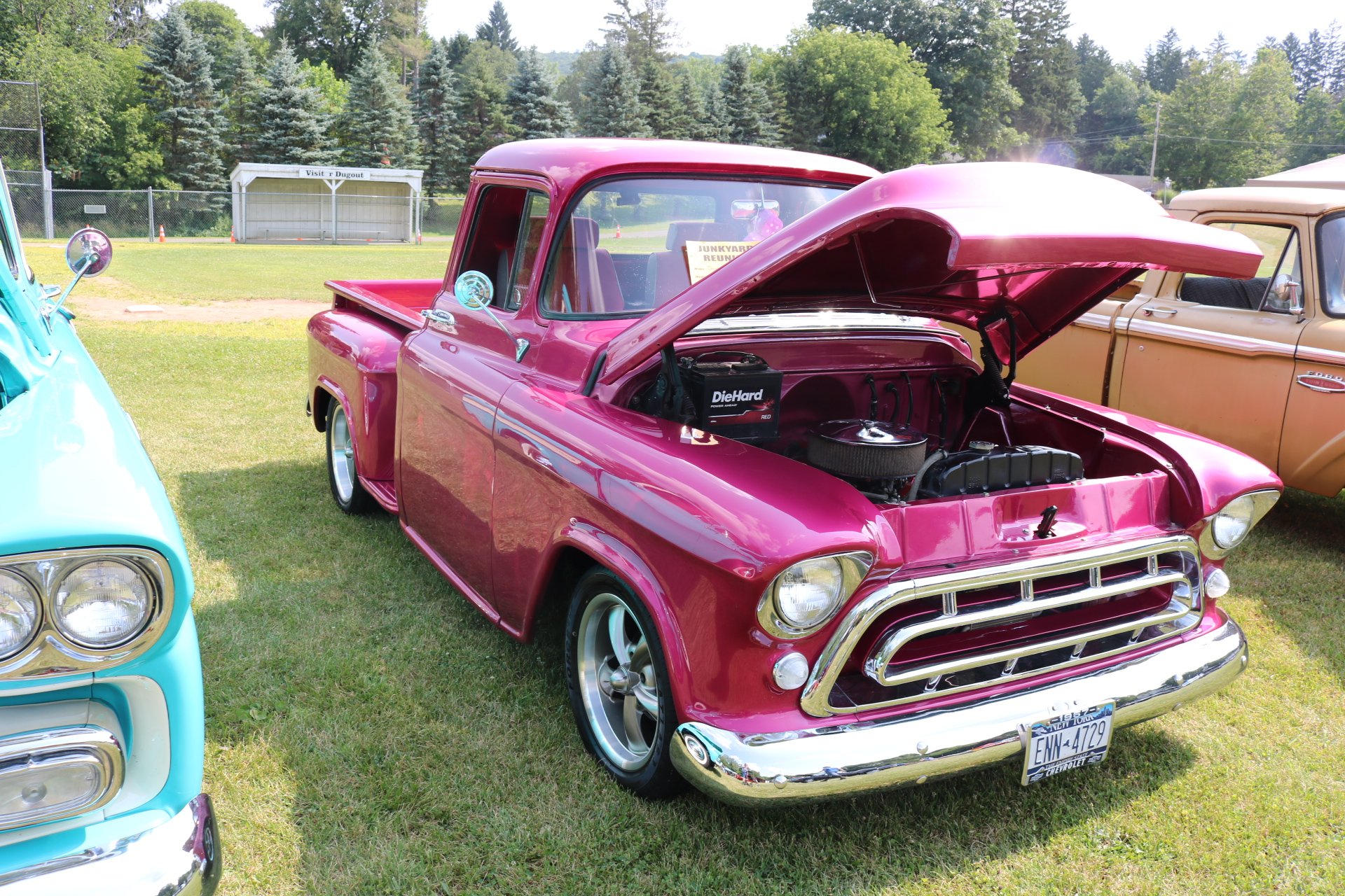 Junkyard Reunion Car Cruise: Image 3