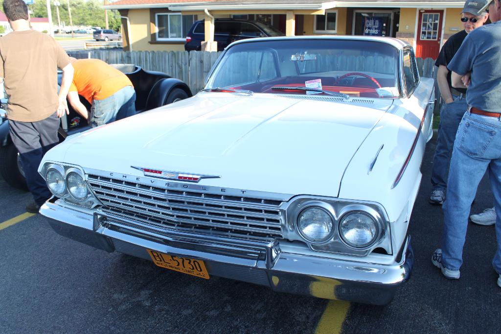 2010 Buffalo Roadhouse Monday Night Cruise: Image 10