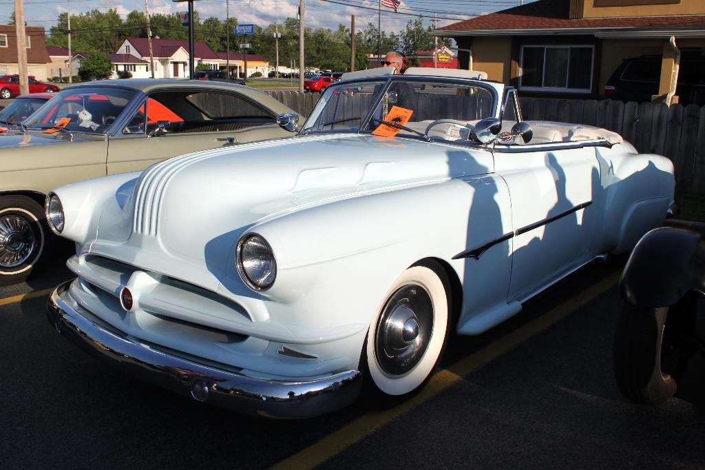 2010 Buffalo Roadhouse Monday Night Cruise: Image 12