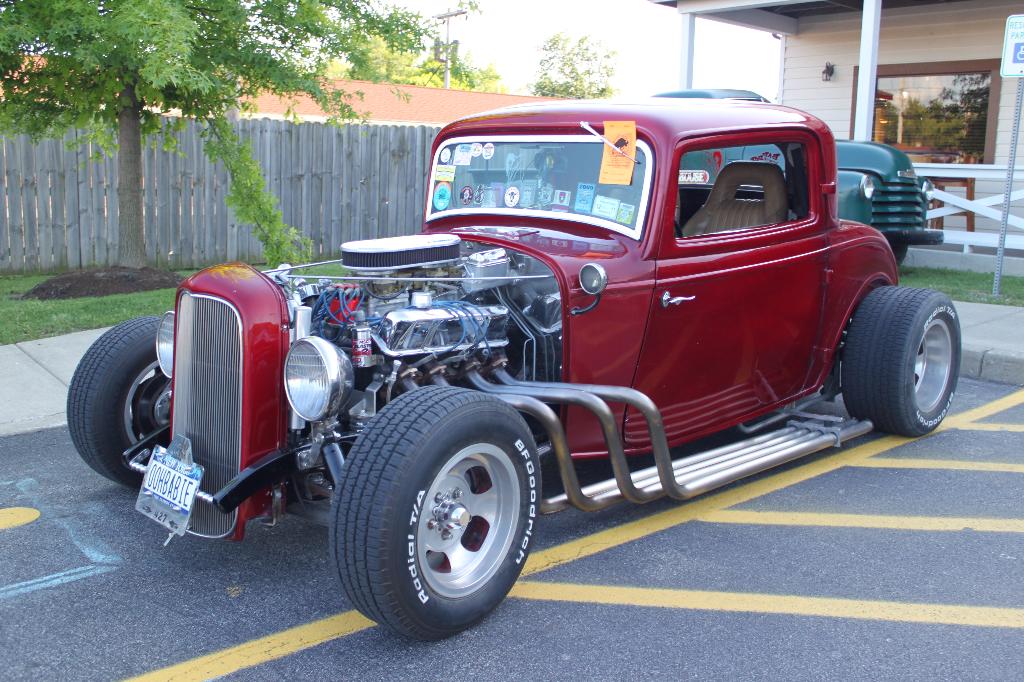 2010 Buffalo Roadhouse Monday Night Cruise: Image 8