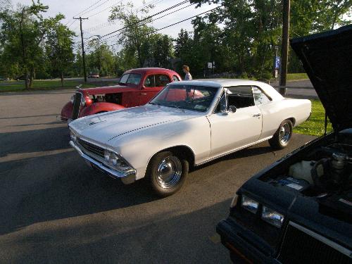 2007 Elma Towne Grille Monday Night Cruise Night: Image 6