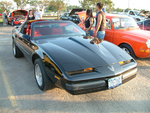 2006 103.3 Shredd and Ragan Cruise Night: Image 10