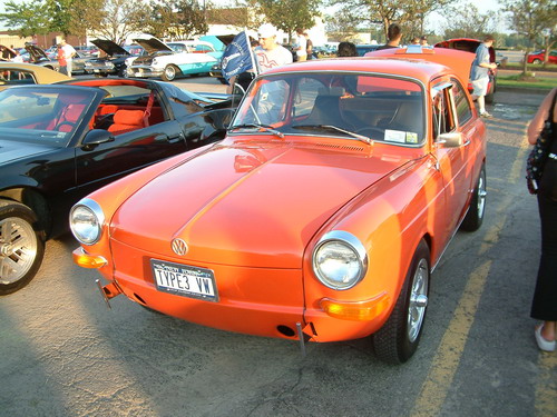 2006 103.3 Shredd and Ragan Cruise Night: Image 11