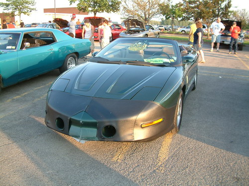 2006 103.3 Shredd and Ragan Cruise Night: Image 5