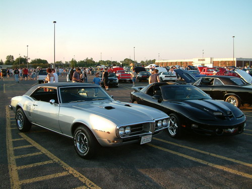 2006 103.3 Shredd and Ragan Cruise Night: Image 12