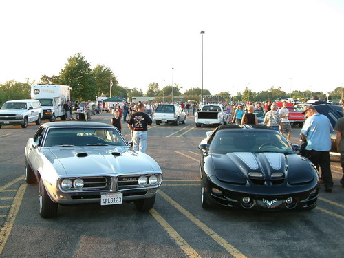 2006 103.3 Shredd and Ragan Cruise Night: Image 6