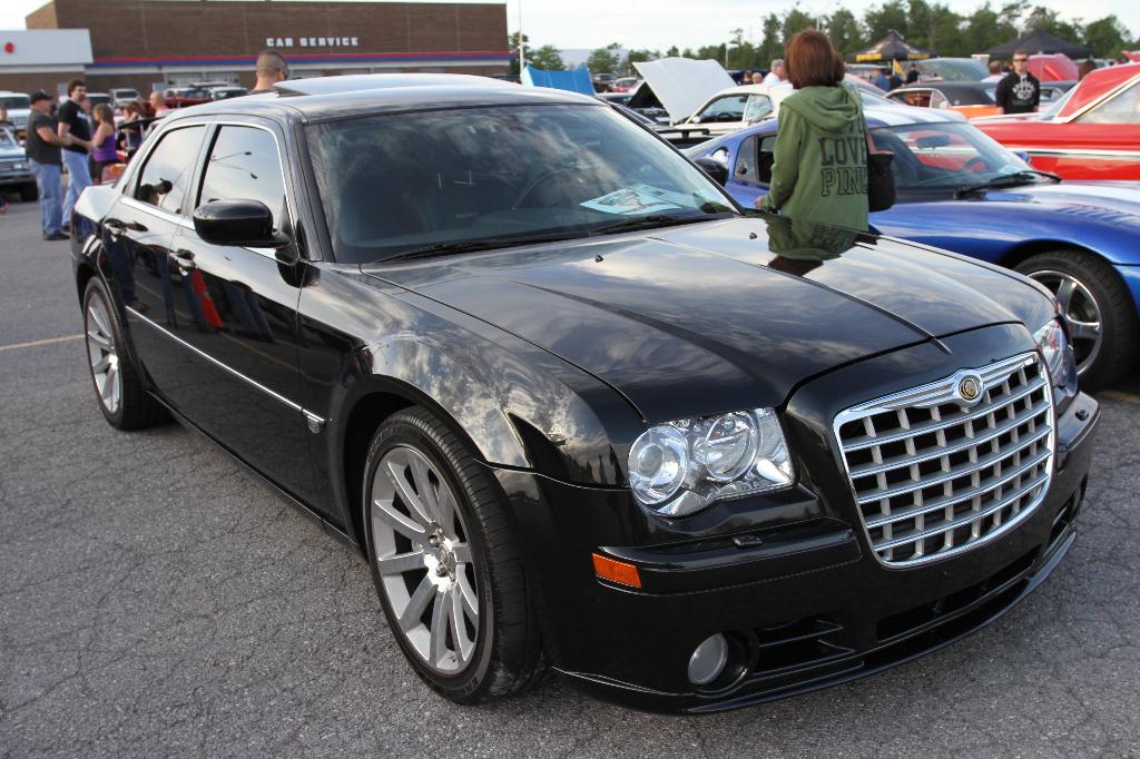 2013 Shredd & Ragan 103.3 Cruise Night at Eastern Hills Mall: Image 12