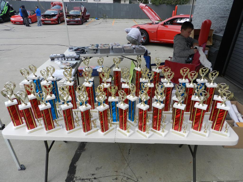 2011 Autozone Last Chance Car Show: Image 1