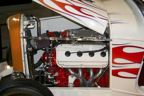 2007 Performance World Custom Car Show: Image 4