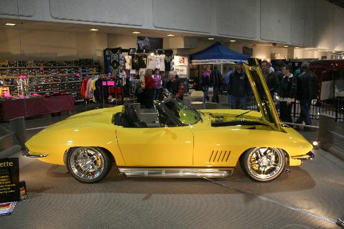 2009 Performance World Car Show Gallery 1: Image 12